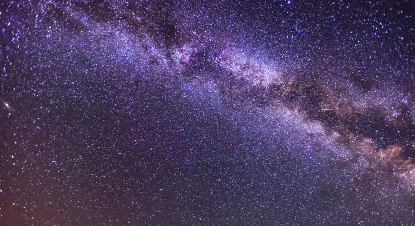 Szerdai horoszkóp, február 25.: megújulást és növekedést ígérnek a csillagok