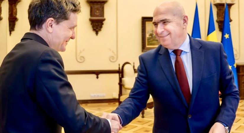 Bolojannal egyeztetett az államfő