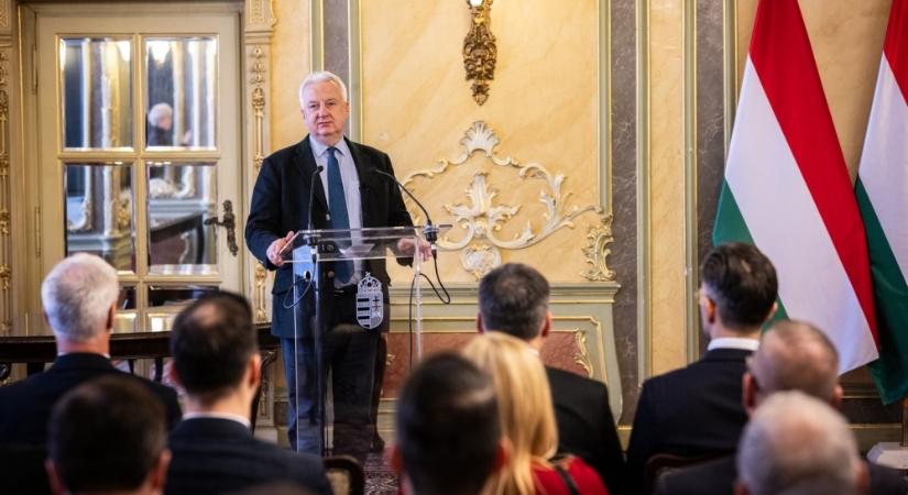 Semjén Zsolt: az ukrán háborús menekültek ellátása történelmi tett volt