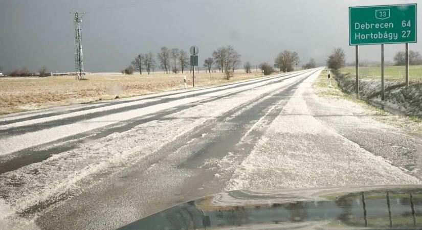 Megérkezett a jégeső! Fotókon, amit maga után hagyott