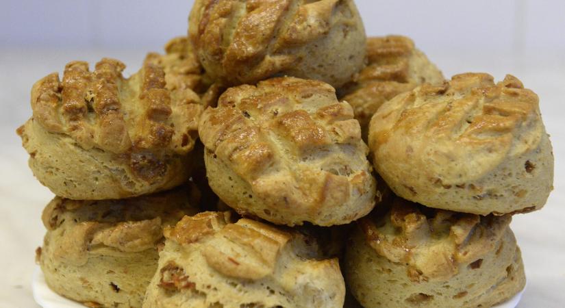 Hungarikum lett a tepertős pogácsa és a vecsési savanyú káposzta is