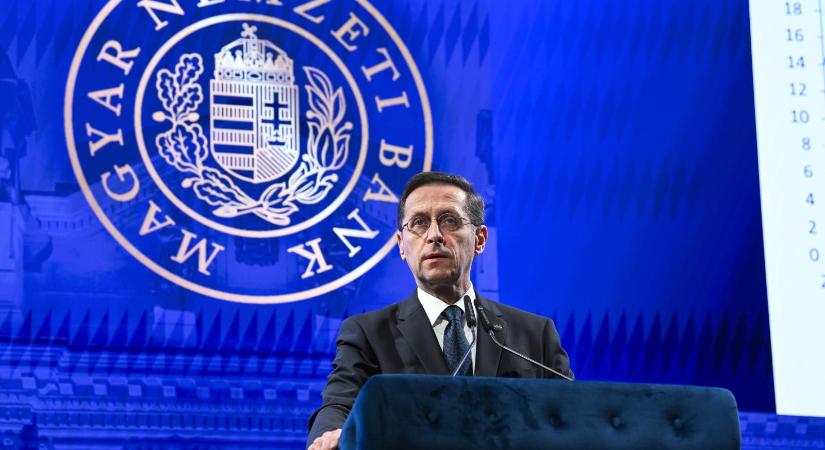 Varga Mihály: A következő hónapokban marad a három százalék alatti infláció