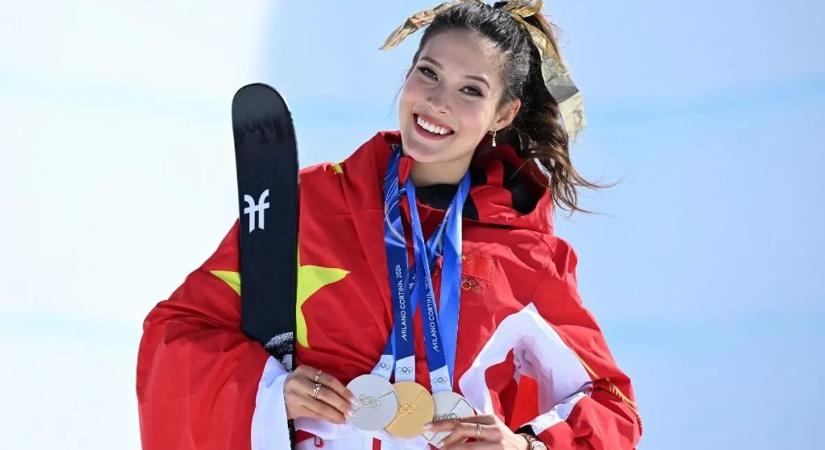 Porig alázta a pimasz firkászt az olimpia szuperszexi bombázója