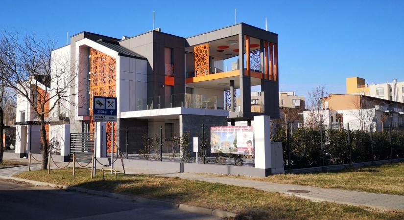 Somogy diktálja a tempót, miközben az ország nagy részén leálltak az építkezések – a Balaton térsége szárnyal