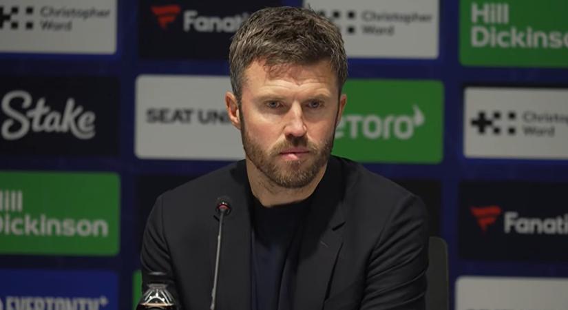 Minden idők legfurcsább igazolására készül a Manchester United