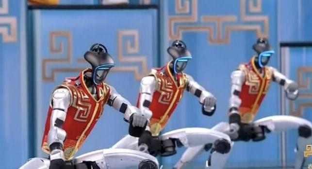 Ezek a kínai robotok Jackie Chan részeges karatemesterét is leiskolázzák