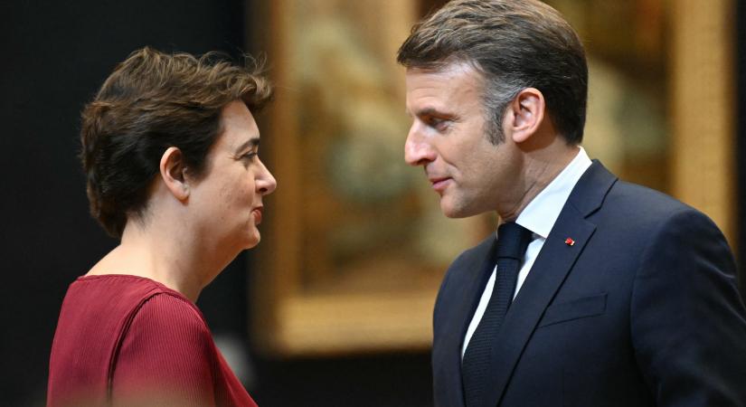 Hónapokkal a nagy ékszerrablás után lemondott a Louvre igazgatója