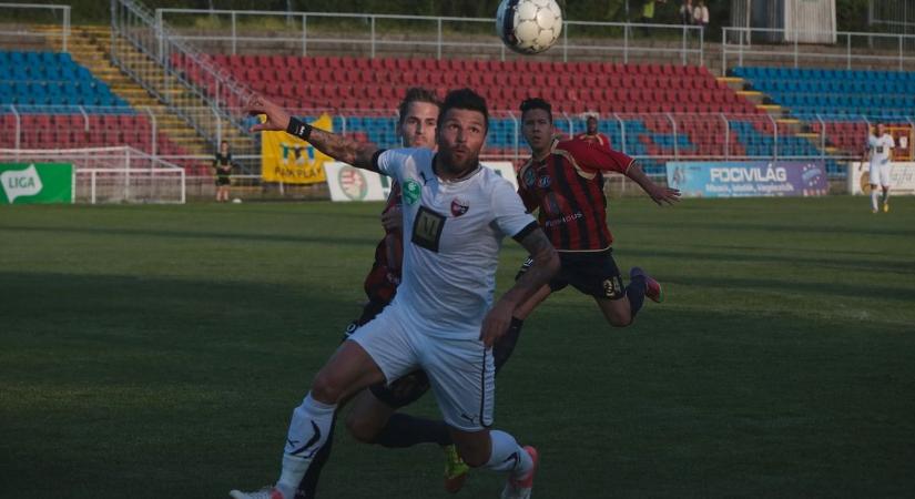 "Néha pontot kell tenni a vessző helyett" – szomorú poszttal jelentkezett a PMFC korábbi játékosa