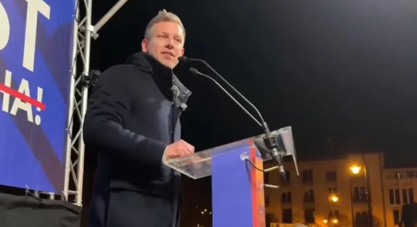 Magyar Péter Baján: Ezt a választást a Tisza meg fogja nyerni, nem kicsit, hanem nagyon