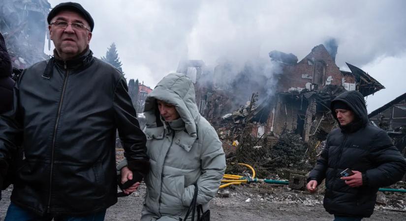 Háborús borzalmak: megrázó fotókon a katonák és a lakosság szenvedése
