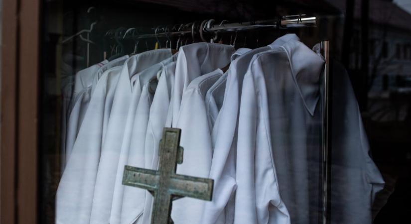 Kontroll: Tíz évre eltiltották Pajor András zuglói plébánost a papi feladatok gyakorlásától