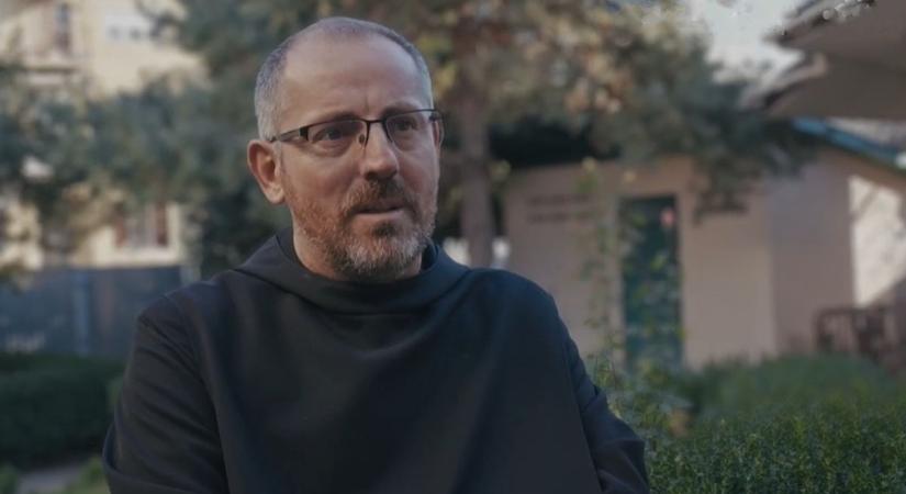 „Az egész várost rettegésben tartjátok, mindenki fél tőletek” – így úszta meg a kényszersorozást a kárpátaljai pap