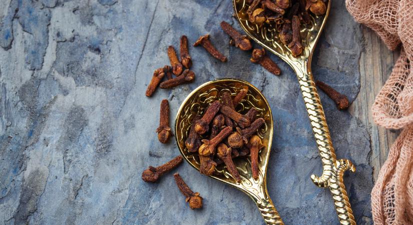 Természetes antibiotikum a konyhából: a szegfűszeg hatásai a fogfájástól a ragyogó bőrig