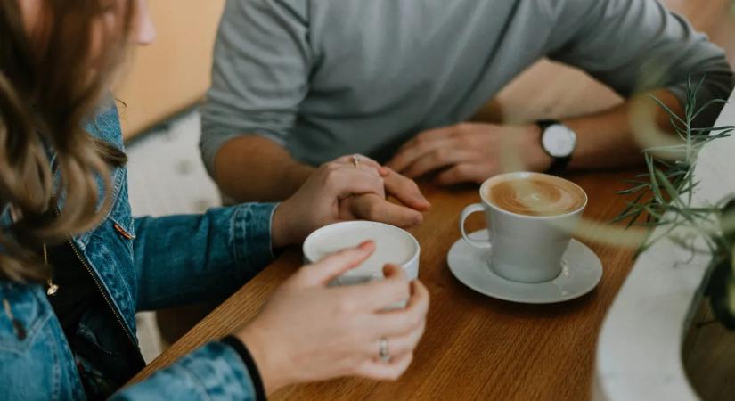 Jövőhitegetés: Egy randis hazugság, amit többen átéltek, mint gondolná