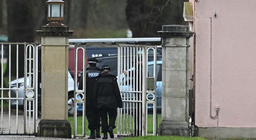 Hat napig kutattak a volt herceg rezidenciáján - kiderülhet, mit rejtegetett András és Epstein