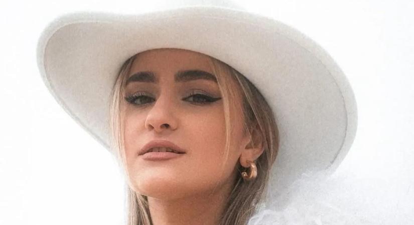 Ádám Sofiért rajonganak a férfiak Azerbajdzsánban: „Ilyet Magyarországon hol kap az ember?”