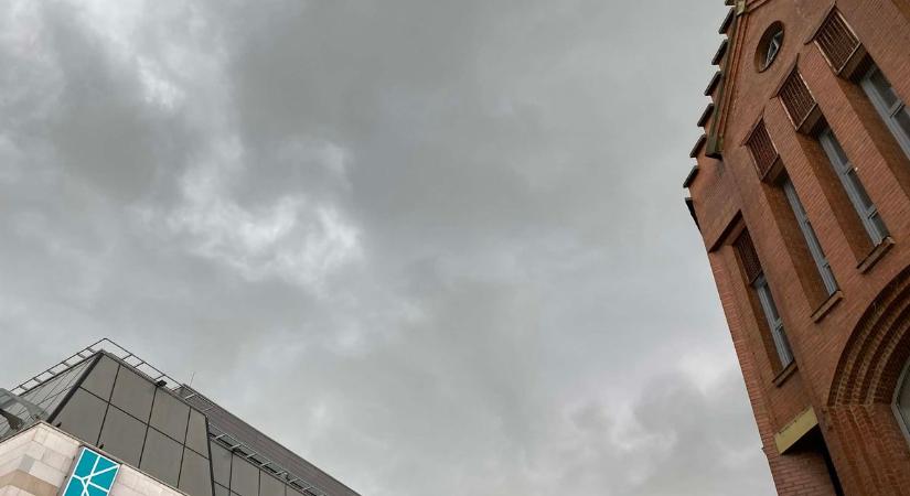 Szabolcsban napos a kezdet, de tegnap a szomszédban 2 perc alatt csapott le a jégeső (videóval)