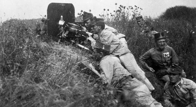 Csődközeli indulásból országos jelkép: 135 évvel ezelőtt vette kezdetét az ipari fegyvergyártás Magyarországon