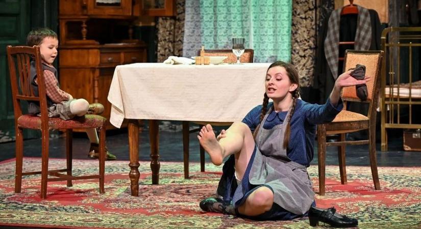 Így készül Az üvegcipő, videón keresztül láthatunk a kulisszák mögé