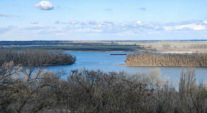 Látványos változás a Dunán, nagyot emelkedett a vízszint a térségben