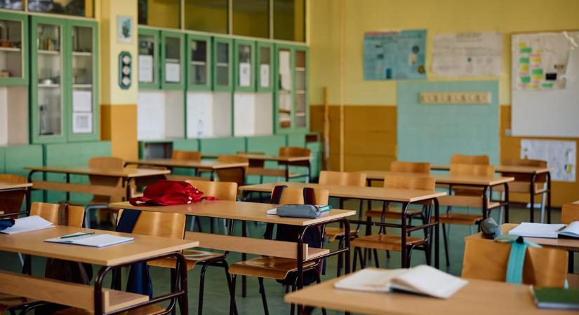 Pedagógusokra hárul a nyári karbantartás költségeinek kiszámolása egy pápai iskolában