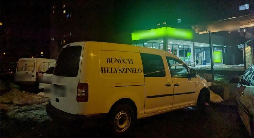 Késelés Sopronban: reklamáló vendéget szurkáltak meg a kebabosnál