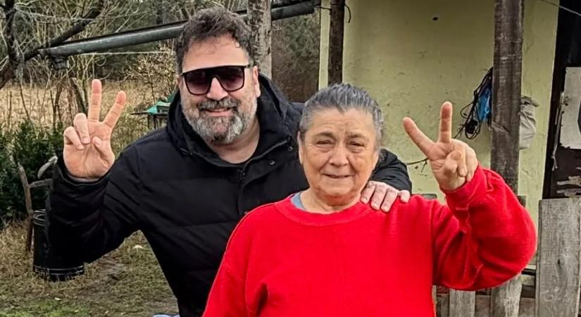 "Örömömben nagyon ritkán sírtam eddig" - húsz év sötétség után ez történt a magányos Klári nénivel