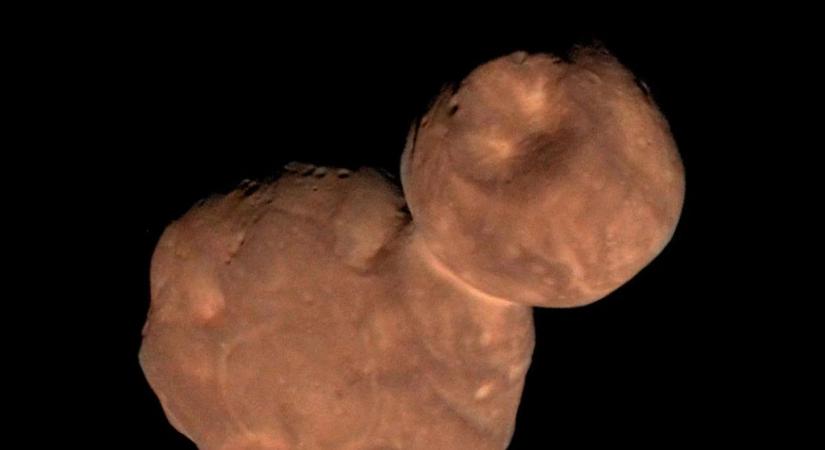 Hogyan született a hóember alakú égitest a Naprendszerben?