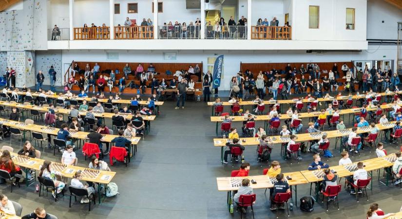 Izgalmas végjátékok és rájátszások után dőlt el, kik jutnak az országos döntőbe