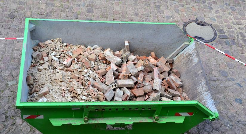 Építési konténer bérlés Budapesten és Pest megyében – így lesz rendezett és kiszámítható az építkezés