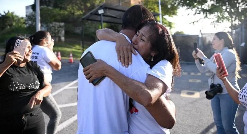Több ezer fogvatartottat engedtek szabadon Venezuelában