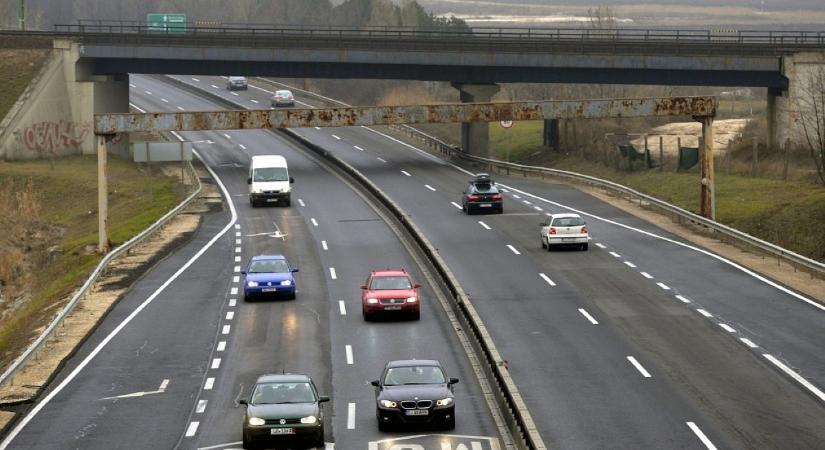 Drága és kellemetlen meglepetés érheti vasárnap az autósokat