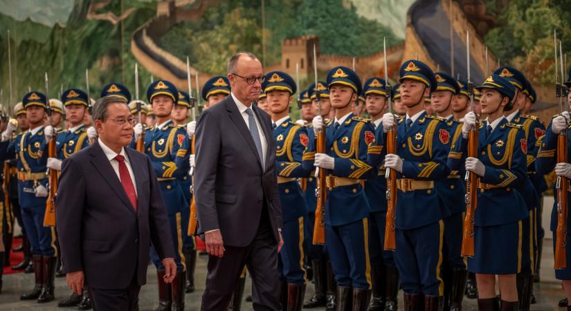 Asztalra csapott a nyugati vezető: vége a türelemnek, tisztességes játékot követel Kínától