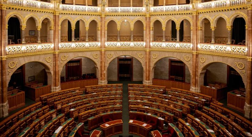 Jámbor András arról posztolt, hogy kihallgatta a parlamentben a tiszás képviselő lejáratásának tervezését, nem sokkal később meg is jelent a cikk a fideszes médiában