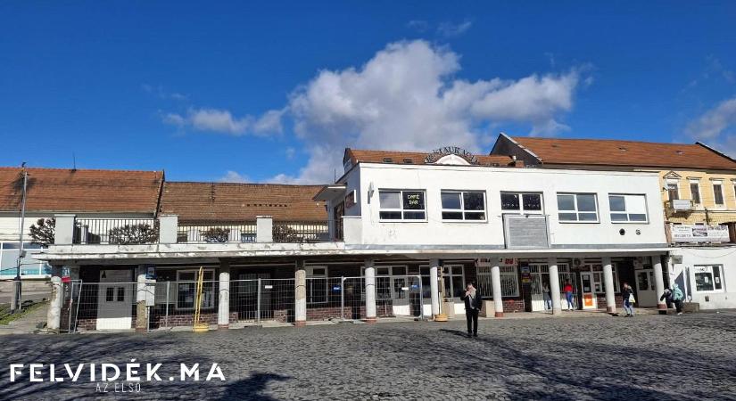 Körvonalazódik Ipolyság történelmi központjának a felújítása