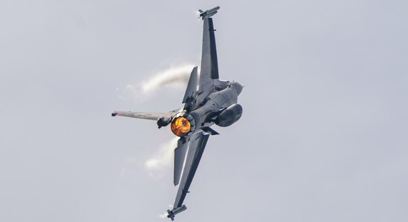 NATO-országban zuhant le egy F–16-os vadászgép