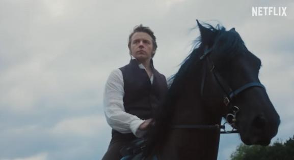 Belovagol az új Mr. Darcy: megérkezett a Büszkeség és balítélet Netflix-sorozat első teasere!