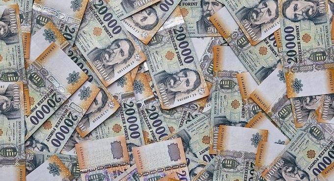 Több mint 1000 milliárdnyi lízing kihelyezés történt tavaly