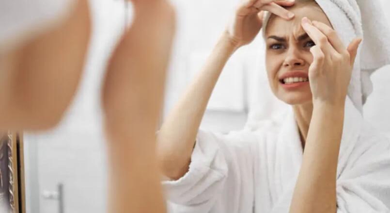 Pattanások felnőttként? Nem vagy egyedül – és nem is kell együtt élned vele