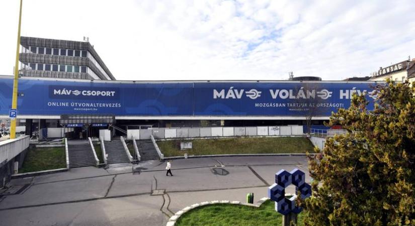 Ezeken a napokon bezár a Déli pályaudvar márciusban: óriási változások jönnek a menetrendben