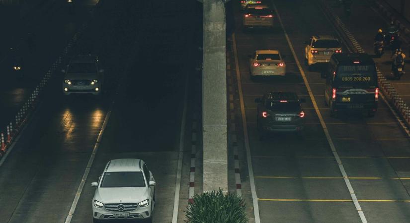 Vasárnap éjfélig fizetni kell: több tízezer autóst érint a határidő