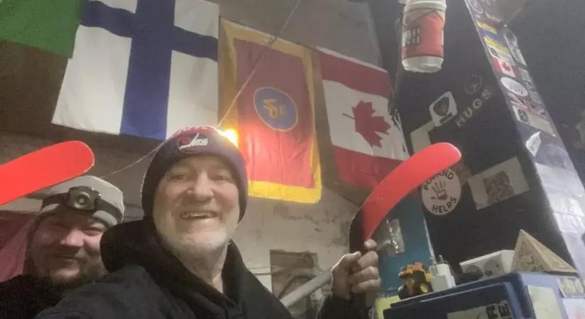 Megrázó történeteket mesél a háború borzalmairól a kanadai segítő