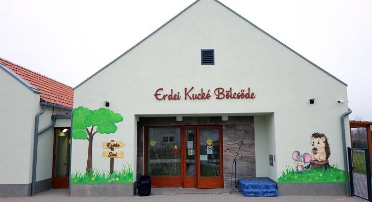 28 férőhelyes bölcsődét adtak át Erdőtelken 
