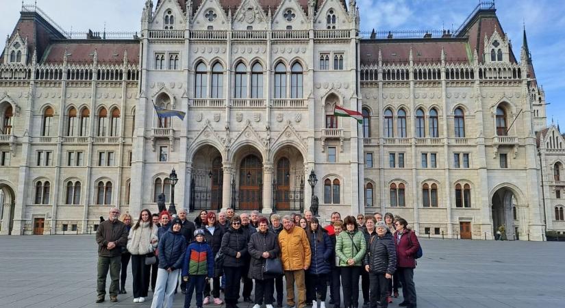 Kulisszatitkok és parlamenti legendák – így jutottak be a főváros legféltettebb helyeire