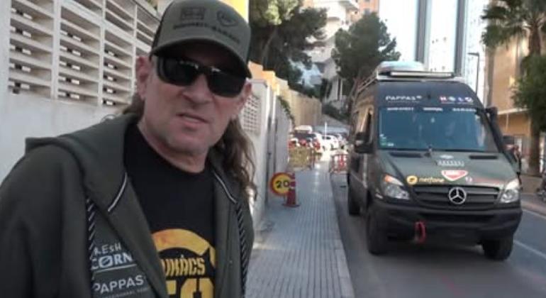 Alig fújta el a szülinapi gyertytát, Lukács már az új gitáros bemutatására készül