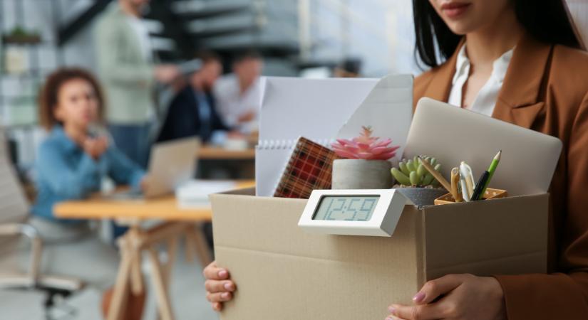 Milliós sérelemdíjat fizet a cég, ha így rúgnak ki