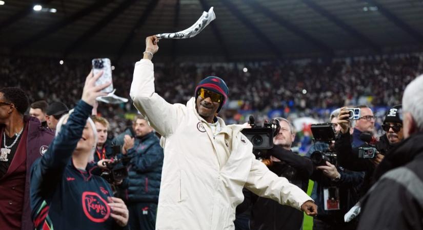 „Csak a fűszag a folyosón volt szokatlan” – Snopp Dogg focimeccsre ment, de nem mindenki ájult el tőle