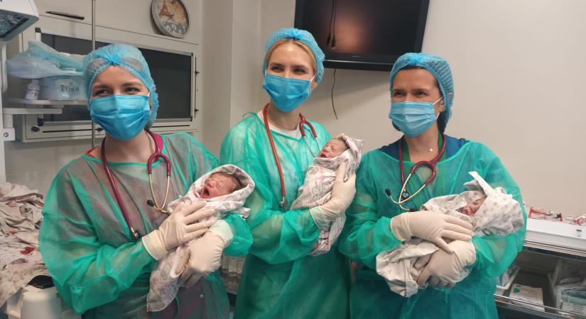 Hármas ikreket segítetek a világra