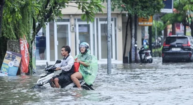 Káosz a turistaparadicsomban: több települést is elöntött a víz – videó