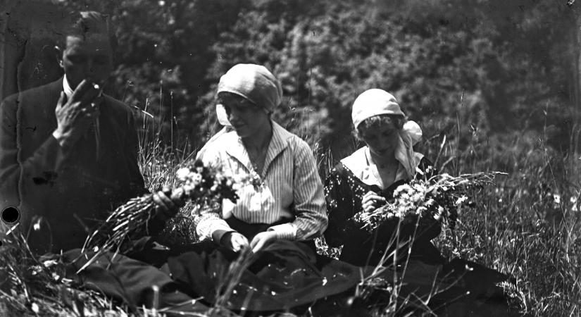 A kalaptűtől a trapéznadrágig: Tavaszi galéria a múlt századi Budapestről!